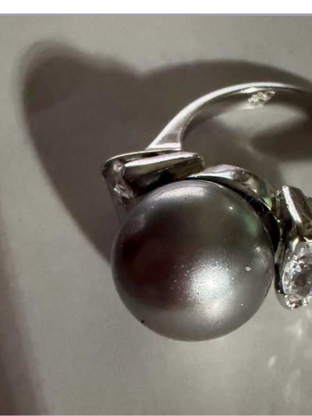 Vintage signed trillion cut crystal 925 Sterling Silver Ring 8 Suzanne Somers